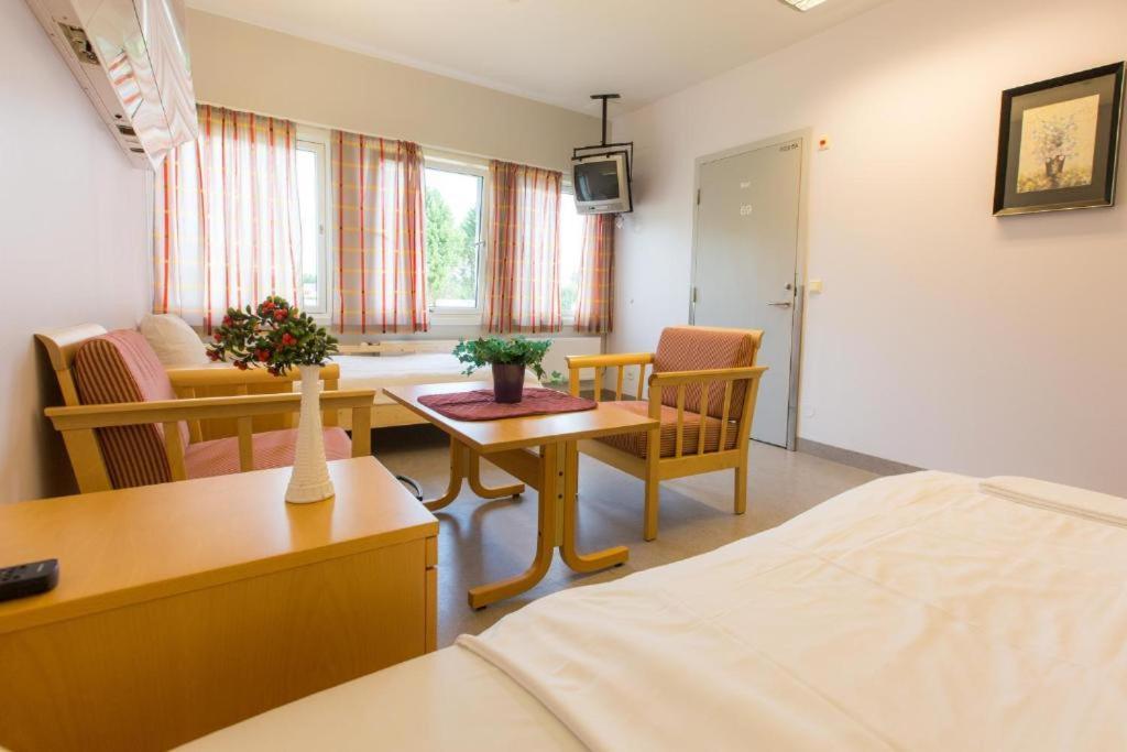Stensby Hostel Eidsvoll Εξωτερικό φωτογραφία